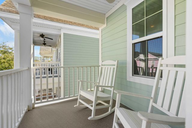 407 Forsythia Avenue, Summerville, SC 29483