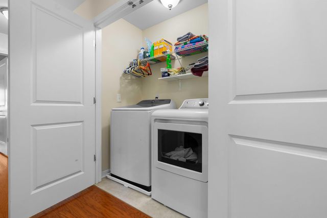 407 Forsythia Avenue, Summerville, SC 29483