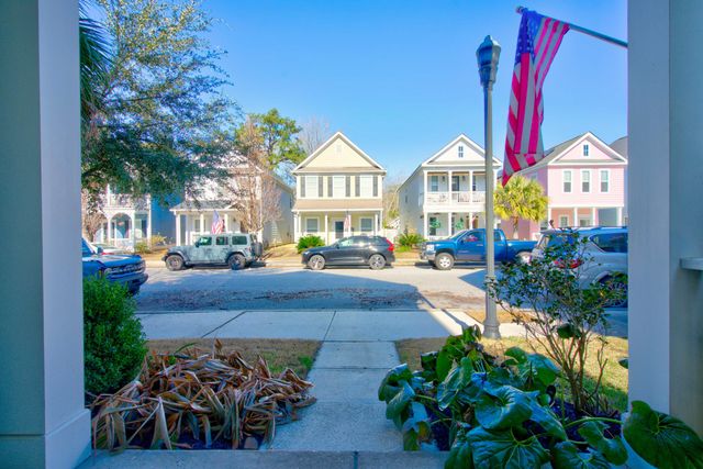 407 Forsythia Avenue, Summerville, SC 29483