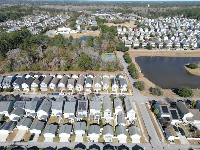 407 Forsythia Avenue, Summerville, SC 29483