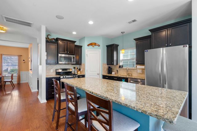 407 Forsythia Avenue, Summerville, SC 29483