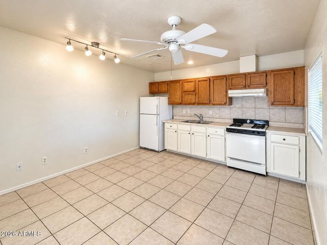 1502 E PIERCE Street 3, Phoenix, AZ 85006