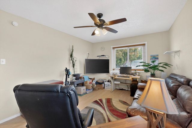 911 Impala Drive, Belen, NM 87002