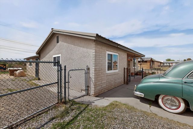 911 Impala Drive, Belen, NM 87002