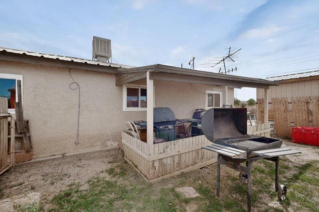 911 Impala Drive, Belen, NM 87002