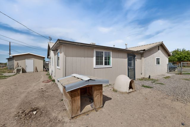 911 Impala Drive, Belen, NM 87002