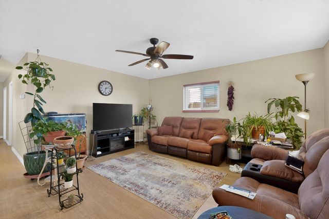 911 Impala Drive, Belen, NM 87002