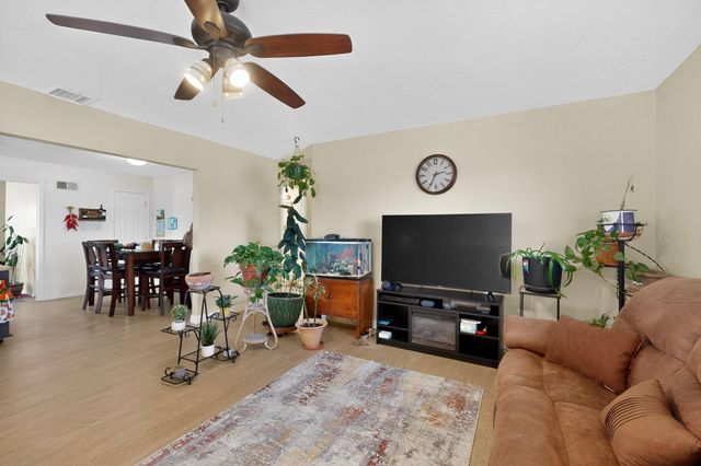 911 Impala Drive, Belen, NM 87002