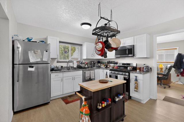 911 Impala Drive, Belen, NM 87002