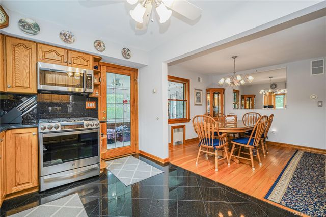 163 Bennett Avenue, Staten Island, NY 10312