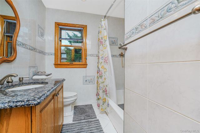 163 Bennett Avenue, Staten Island, NY 10312