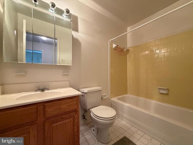 4504 SPRUCEWOOD CT, Temple Hills, MD 20748