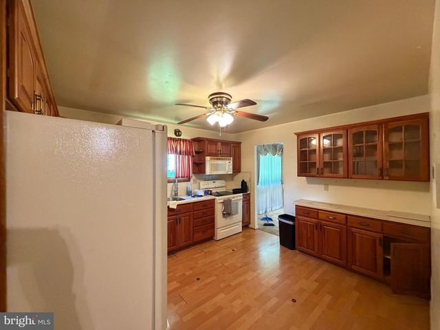 4504 SPRUCEWOOD CT, Temple Hills, MD 20748