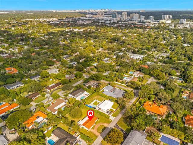 8345 SW 98th St, Miami, FL 33156