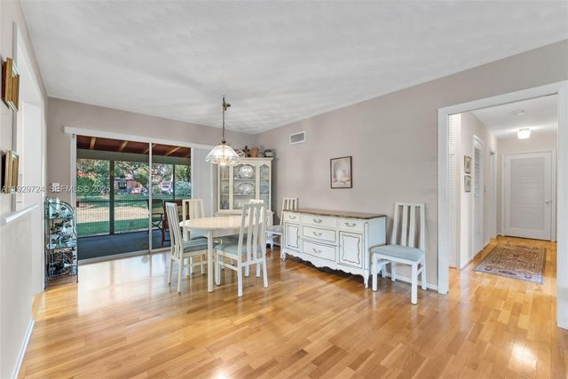 8345 SW 98th St, Miami, FL 33156