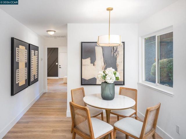 320 Miranda Ln, Alamo, CA 94507