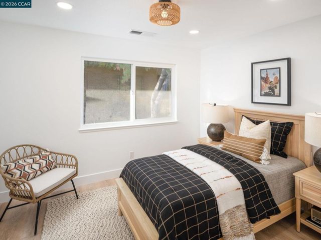 320 Miranda Ln, Alamo, CA 94507