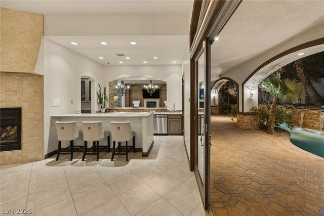 9325 Canyon Classic Drive, Las Vegas, NV 89144