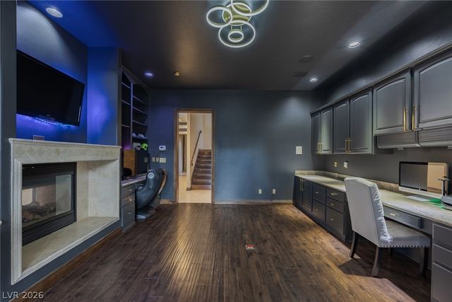 9325 Canyon Classic Drive, Las Vegas, NV 89144