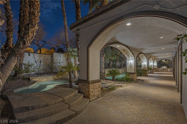 9325 Canyon Classic Drive, Las Vegas, NV 89144