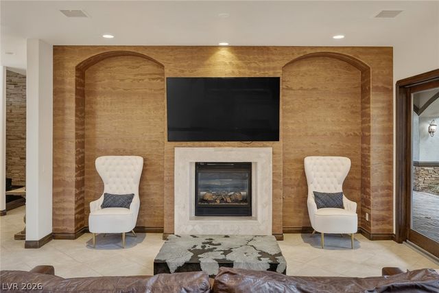 9325 Canyon Classic Drive, Las Vegas, NV 89144