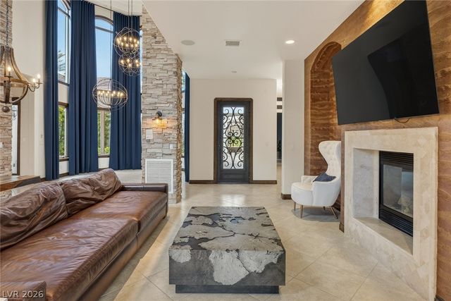 9325 Canyon Classic Drive, Las Vegas, NV 89144