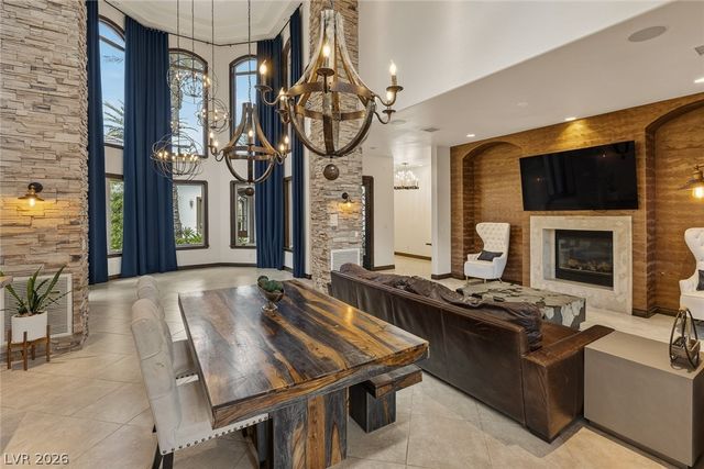 9325 Canyon Classic Drive, Las Vegas, NV 89144