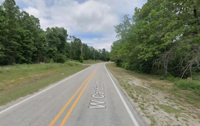 1515 W Cardinal Drive, Horseshoe Bend, AR 72512