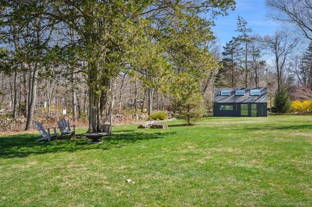 16 Cedar Hill Lane, Pound Ridge, NY 10576