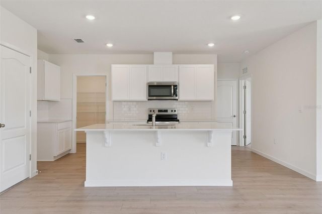 1367 GRAND FLORA LANE, Sanford, FL 32773
