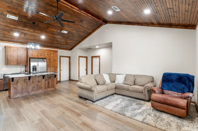 115 CR 4720, Mt Pleasant, TX 75558