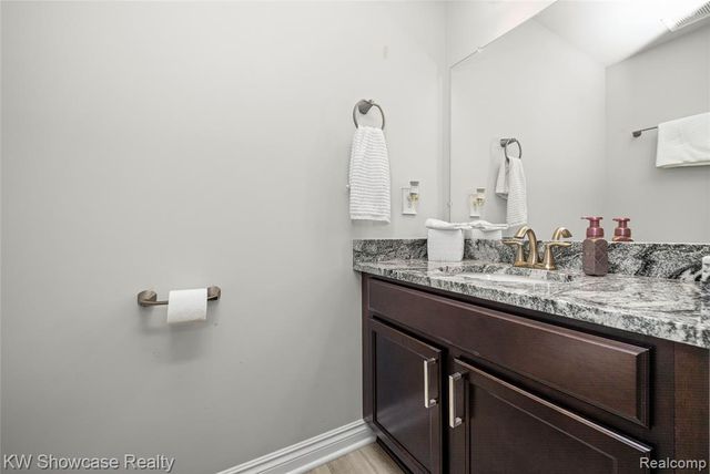 915 Preserve Lane, White Lake, MI 48386