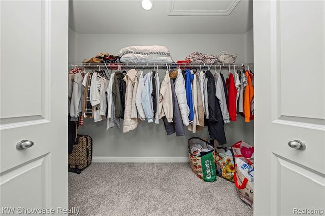 915 Preserve Lane, White Lake, MI 48386