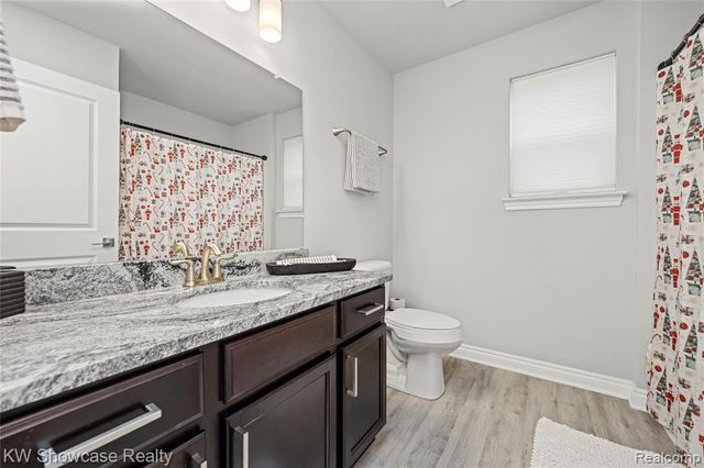 915 Preserve Lane, White Lake, MI 48386