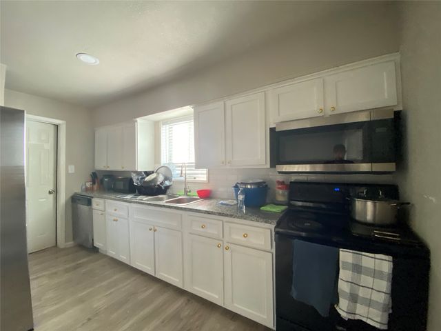 3429 Moon Drive, Mesquite, TX 75150