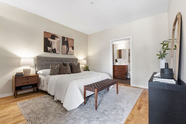 346-354 Congress St 607, Boston, MA 02210