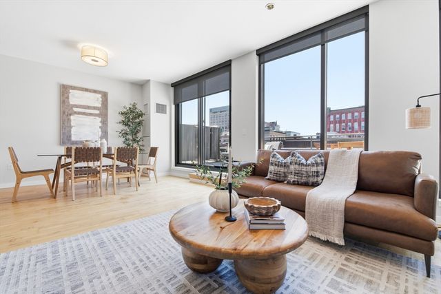 346-354 Congress St 607, Boston, MA 02210