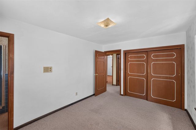 139 Tesuque Village, Santa Fe, NM 87506