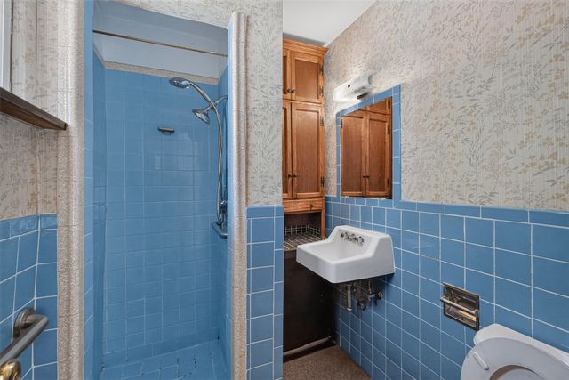 139 Tesuque Village, Santa Fe, NM 87506