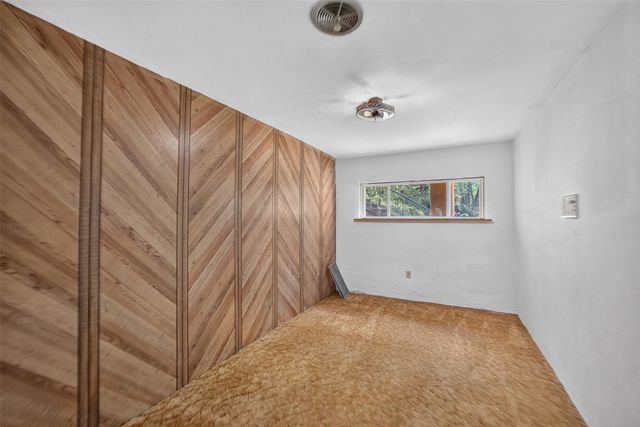 139 Tesuque Village, Santa Fe, NM 87506