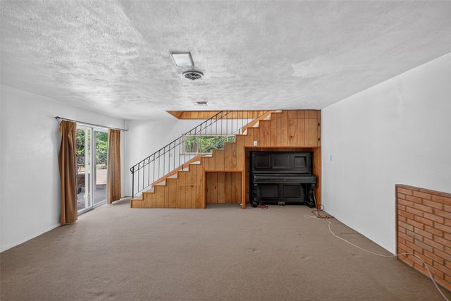 139 Tesuque Village, Santa Fe, NM 87506