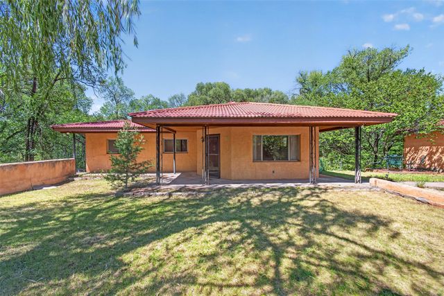 139 Tesuque Village, Santa Fe, NM 87506