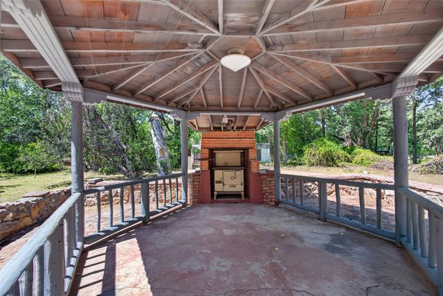 139 Tesuque Village, Santa Fe, NM 87506