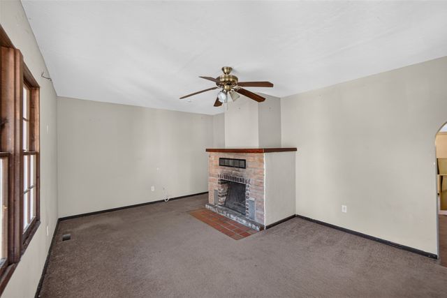 139 Tesuque Village, Santa Fe, NM 87506