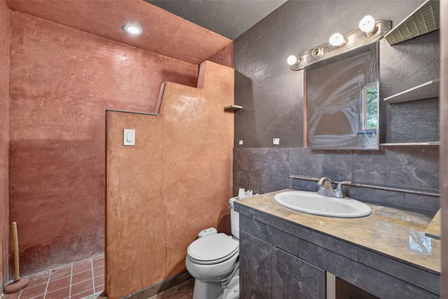 139 Tesuque Village, Santa Fe, NM 87506
