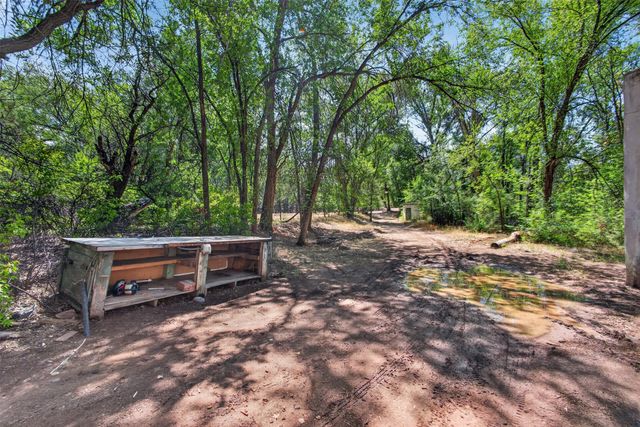 139 Tesuque Village, Santa Fe, NM 87506