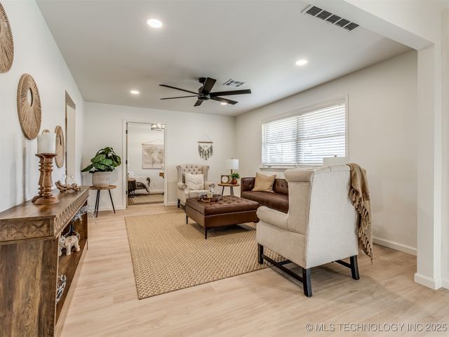 4812 Clearview Drive, Bartlesville, OK 74006