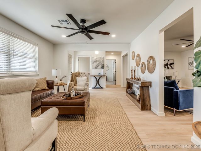 4812 Clearview Drive, Bartlesville, OK 74006