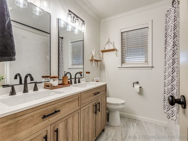 4812 Clearview Drive, Bartlesville, OK 74006