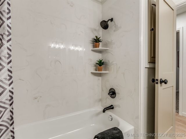 4812 Clearview Drive, Bartlesville, OK 74006